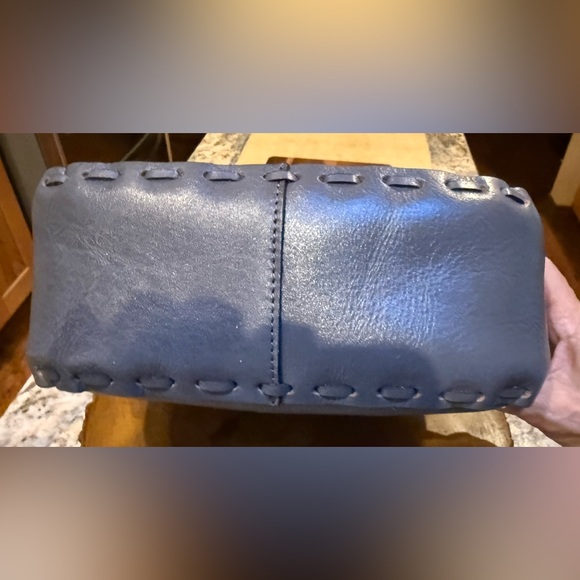 Patricia Nash Rose Tooling Collection Micaela Floral Leather Bag. NWOT - Picture 4 of 15